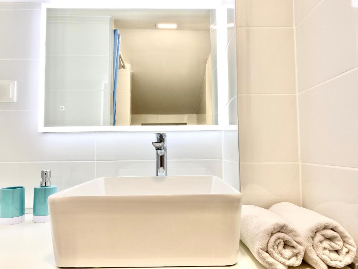 Apartmani Ksenija Tucepi Bagian luar foto
