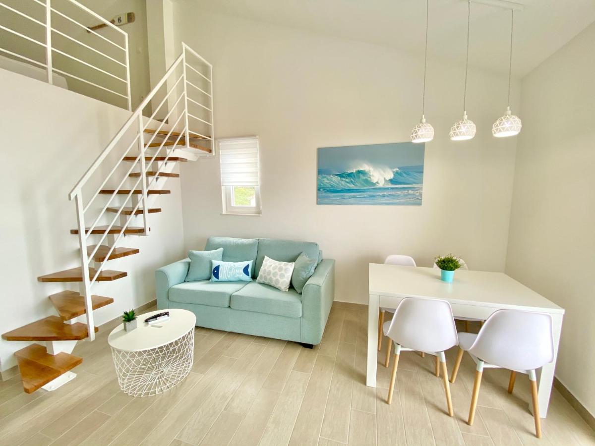 Apartmani Ksenija Tucepi Bagian luar foto