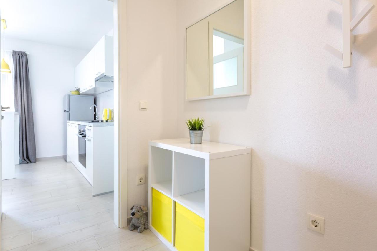 Apartmani Ksenija Tucepi Bagian luar foto
